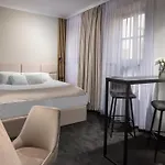 Hotel Savorsky 4*