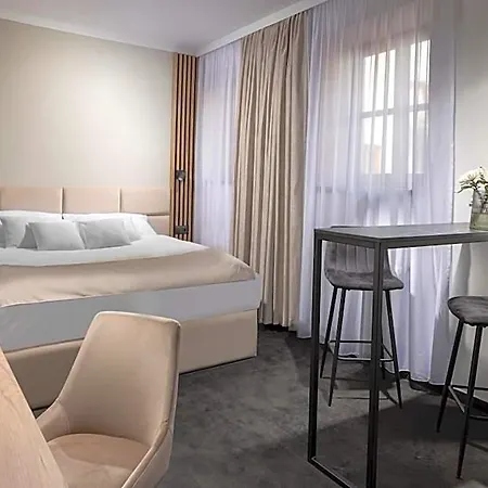 Savorsky Hotel